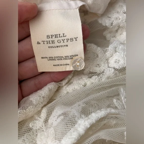 NWT Spell Dawn Lace Gown - L - Picture 13 of 16